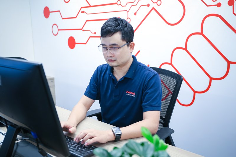 VTCC_Tiến sĩ Trịnh Đình Hoàn, Giám đốc sản phẩm Digital Twin, Trung tâm Không gian mạng Viettel.jpg